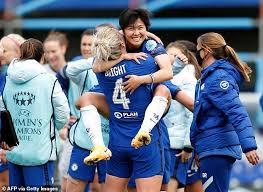 There are rumors about her sexuality, that she is gay. Chelsea 4 1 Bayern Munich Emma Hayes Side First Ever Women S Champions League Final Australiannewsreview