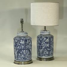 Pair Of Small Hand Painted Blue & White Ceramic Lamps On Antique Brass  Bases (T5272) - TYSON - DECORATIVE LIGHTING AND BESPOKE FURNITURE