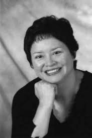 She Looks For News”