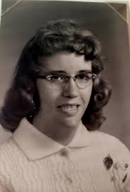 something I found in my Mom's things... Mom was Elsie Mae (Elmore) Brown,  Daughter of George W. and Myrtle A. (McCoy) Elmore. Elsie's school friends;  don't know their names. And Elsie in