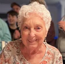 Sena Jones's Instagram, Twitter & Facebook