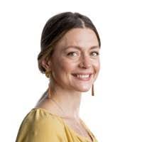 Deanna Hensley's Instagram, Twitter & Facebook