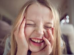 Sterren Stralen-boom uit Neede opgetuigd bij Rietmolen