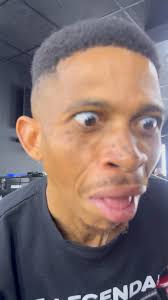 What he watching? 🤣🥜 Legends Barbershop #KRM