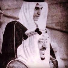 الملك سعود بن عبد العزيز رحمه الله والأمير نايف بن عبد العزيز رحمه الله Face Art Fashion King