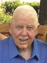 Francis Kennelly's Instagram, Twitter & Facebook