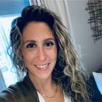 Jennifer Fillion's Instagram, Twitter & Facebook