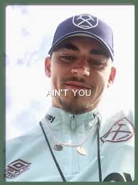 Hardin Scott Como Novio