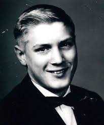 Donnie Tipton's Instagram, Twitter & Facebook