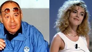 Claudia gerini debuttò in tv con la prima edizione di non è la rai. Claudia Gerini E La Storia Con Boncompagni Non Mi Ha Aiutato Per Niente