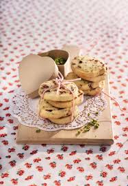 Shortbread Mit Cranberries Und Pistazien Rezept Essen Und Trinken Shortbread Rezept Pistazien Rezept Kekse