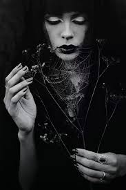 Morbida Oscurità (@morbido_oscuro_)