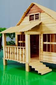 Selain rumah kebaya suku betawi juga memiliki rumah adat lainnya seperti rumah gudang rumah joglo dan rumah panggung. Tulislah Tiga Cinderamata Khas Jakarta Selain Maket Rumah Adat Betawi Info Gtk