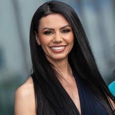 Eine Beziehung zu einem anderen lebendigen Wesen ist etwas sehr Kostbares.  Niemals selbstverständlich. Immer ein Geschenk. Wir können es veröden  lassen, schwächen, vergiften oder wir können es mit einfachen täglichen  Gesten zum