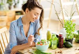 diet for 1st month of pregnancy foods to eat avoid