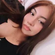 Grace Hilliard's Instagram, Twitter & Facebook