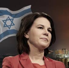 Da die flagge von einem zionisten geschaffen wurde, sei es wahrscheinlicher, dass kein äußeres zeichen jüdischer religion wiedergegeben wurde, sondern eine auf das land israel selbst bezogene aussage dargestellt ist. Berlin Israel Flagge Vor Cdu Parteizentrale Gestohlen Welt