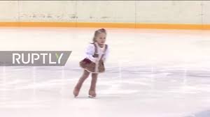 Viral This Toddler S Ice Skating Skills Will Melt Your Heart And Blow Your Mind Youtube