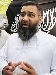Anjem Choudary investigated by police over mujahideen fundraising