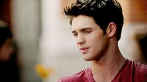 Will Jeremy Gilbert Return To 'The Vampire Diaries' Season 8? Fans Need  Closure For The Character