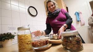 Einwegprodukte wie wattestäbchen, kosmetiktücher, tampons oder zahnseide sollten auf keinen fall in der toilette entsorgt werden. Plastik Vermeiden In Der Kuche Hier Bewahren Sie Ihr Essen Auf