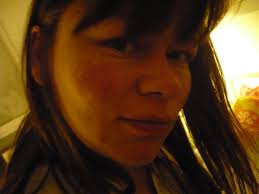 la madre feliz y guapa