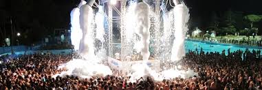All the party in rimini happens next to the sea. Diskotheken Von Rimini Milano Marittima Adriakuste Riviera Romagnola