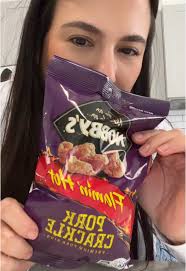 Stephanie Dee (@fullycraving)