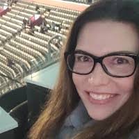 Laura Herrell's Instagram, Twitter & Facebook