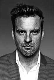 Tijsmans vergaarde bekendheid in vlaanderen door hoofdrollen in het park, thuis, en flikken. David Cantens Familie Vtm Wiki Fandom