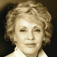 Victoria Mcintyre's Instagram, Twitter & Facebook