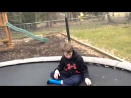 As your kids get older, they'll surely develop a bit of a music repertoire! 4 Fun Games To Play On The Trampoline Youtube