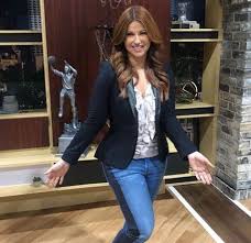 Rachel is the lead star on a successful science fiction show. Rachel Nichols Bio Wiki Net Worth Married Husband Age Height