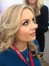 Enya Sullivan Makeup and Hair