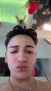 Video di ryan greco (@ryan_greco) con suono originale