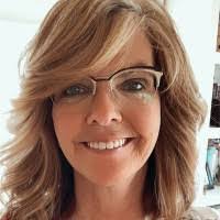 Marina Marshall's Instagram, Twitter & Facebook