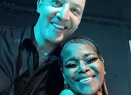 Paula Newberry's Instagram, Twitter & Facebook