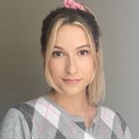 Robyn Dawson's Instagram, Twitter & Facebook