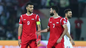 صور هجوم هلالي ضد خربين بعد تهنئة السومة بـ الهداف التاريخي سعودى سبورت