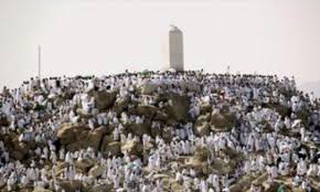 جبل عرنان (بكسر العين وسكون الراء) هو أحد المعالم الجبلية الجميلة الواقعة غرب منطقة حائل.(بينها وبين تيماء)، وتحديدا شمال جبل محجة الشهير. Ø§Ù„Ø­Ø¬Ø§Ø¬ ÙŠØµØ¹Ø¯ÙˆÙ† Ø¥Ù„Ù‰ Ø¹Ø±ÙØ§Øª Ù„Ø£Ø¯Ø§Ø¡ Ø§Ù„Ø±ÙƒÙ† Ø§Ù„Ø£Ø¹Ø¸Ù… Ø¯Ù†ÙŠØ§ Ø§Ù„ÙˆØ·Ù†