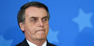 Le groupe Facebook «Brasileiras de Paris», outil d'intégration et de  résistance