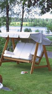 Was sie an material benötigen auch heute noch bringt sie nostalgisches flair in ihre umgebung. Hollywoodschaukel Dalom Mit Gestell Hollywoodschaukel Hollywoodschaukel Selber Bauen Holzschaukel
