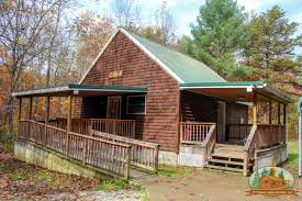 If you are looking for a 3 bedroom luxury cabin with an incredible view, then look no further. Hocking Hills Cabins And Lodges 1st Choice Lodging Company