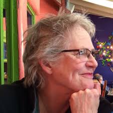 What's the best way to get from the Budapest airport to the cruise port?