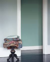 grijs inspiratie flexa huis interieur design blauwgroene muren muur grijs
