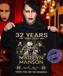 Творческий псевдоним взят из имён мэрилин монро и чарльза мэнсона (charles manson). 32 Years 1989 2021 Marilyn Manson Thank You For The Memories Shirt