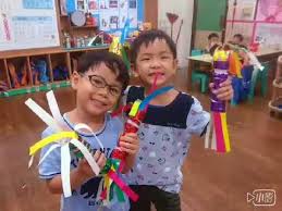 Look up in linguee suggest as a translation of 幼稚 ä»æƒ å¹¼å…'åœ'ä¸­äºŒç­å¥½çŽ©åˆå¥½è½çš„æ²™éˆ´1070628 Youtube