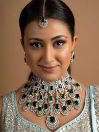 Kiara Advani Emerald Wedding Necklace Kiara Advani Inspired Victorian  Bridal Jewellery Set (Necklace