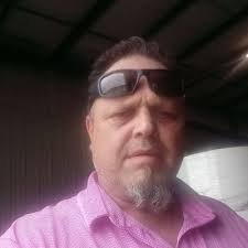 6 Situations in Which You Should Always Remain Silent