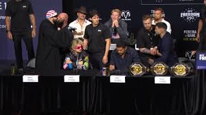 Moment: Hokit gets ejected from UFC Freedom 250 presser